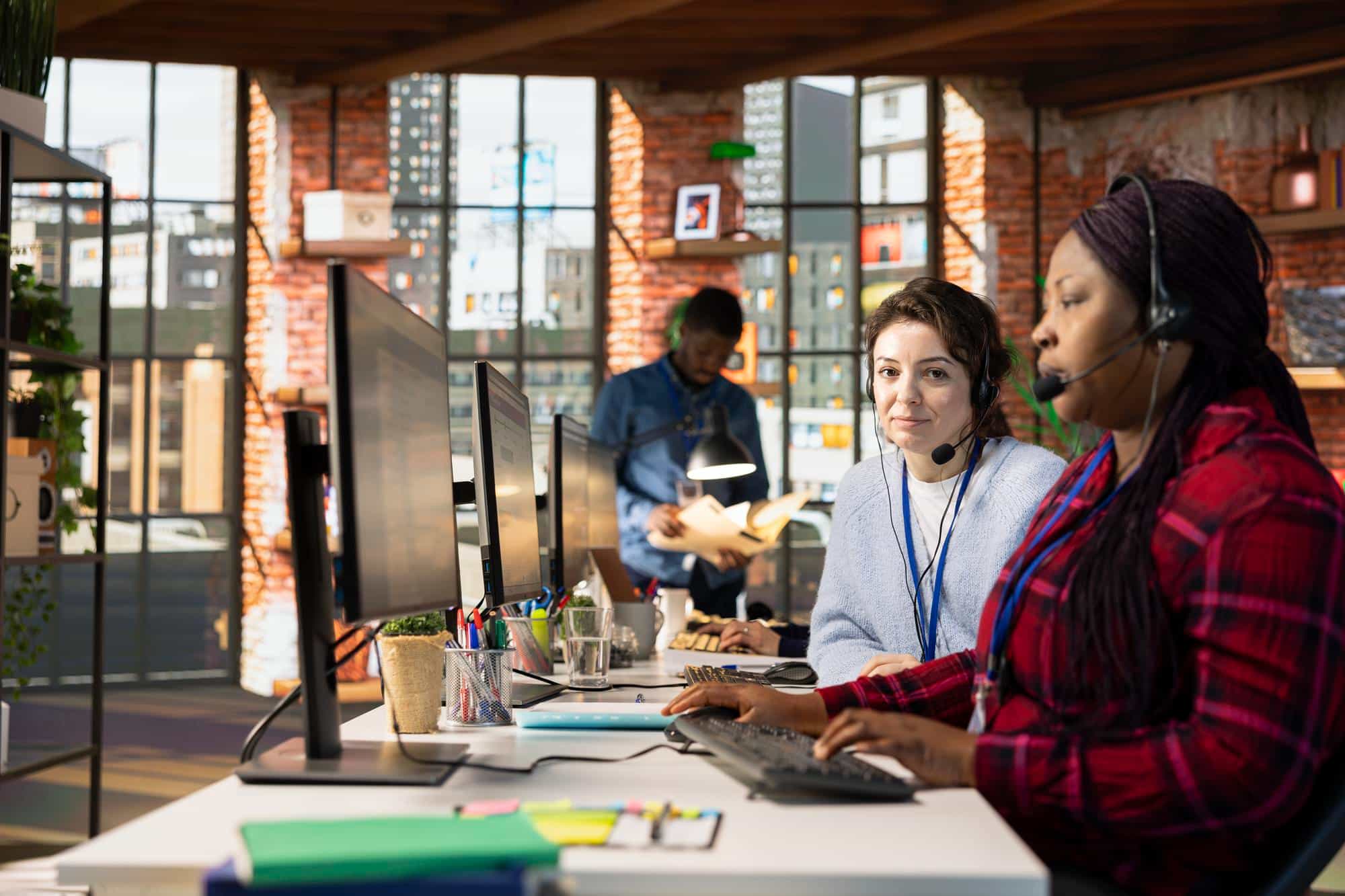 How Multi-Channel Outreach Improves B2B Lead Generation Results