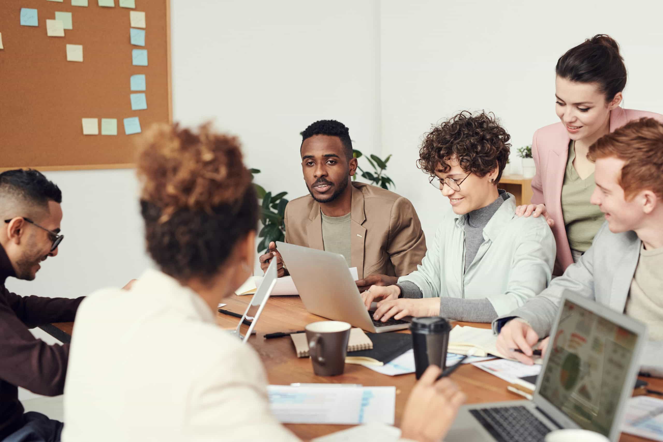 Adaptieve bedrijfsontwikkelingssystemen bouwen die converteren
